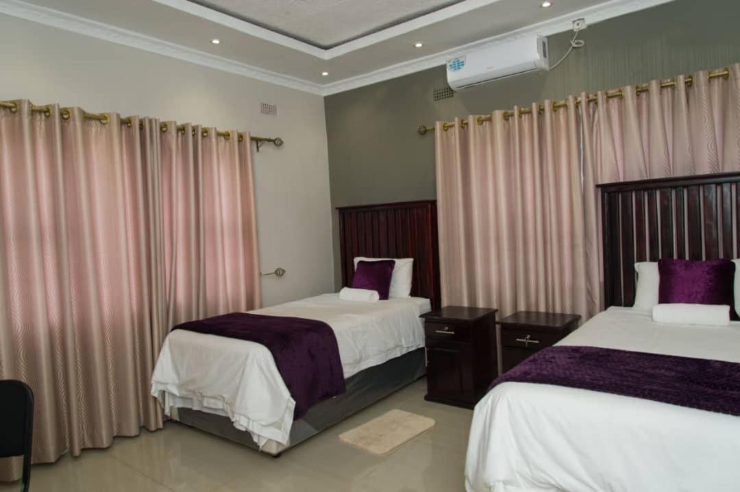 848 Guest House Victoria Falls Exterior foto