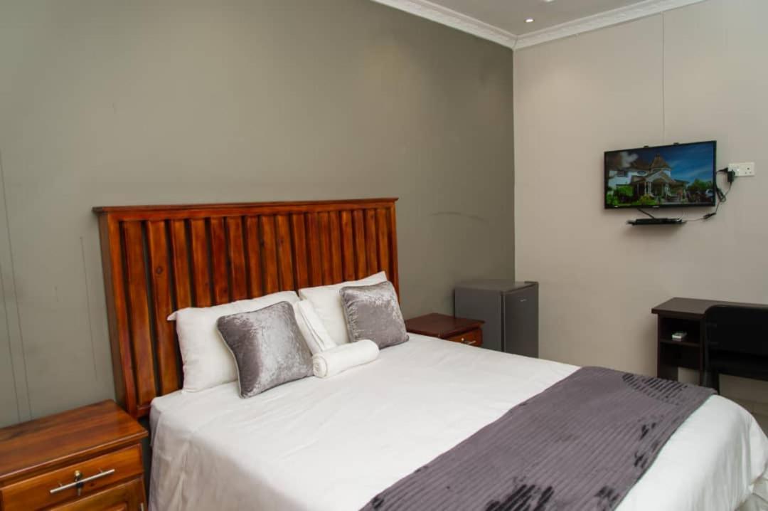 848 Guest House Victoria Falls Habitación foto